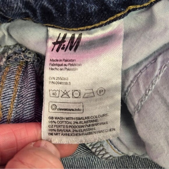 H&M High Waist Bermuda Jean Shorts Sz 8 - Picture 4 of 6